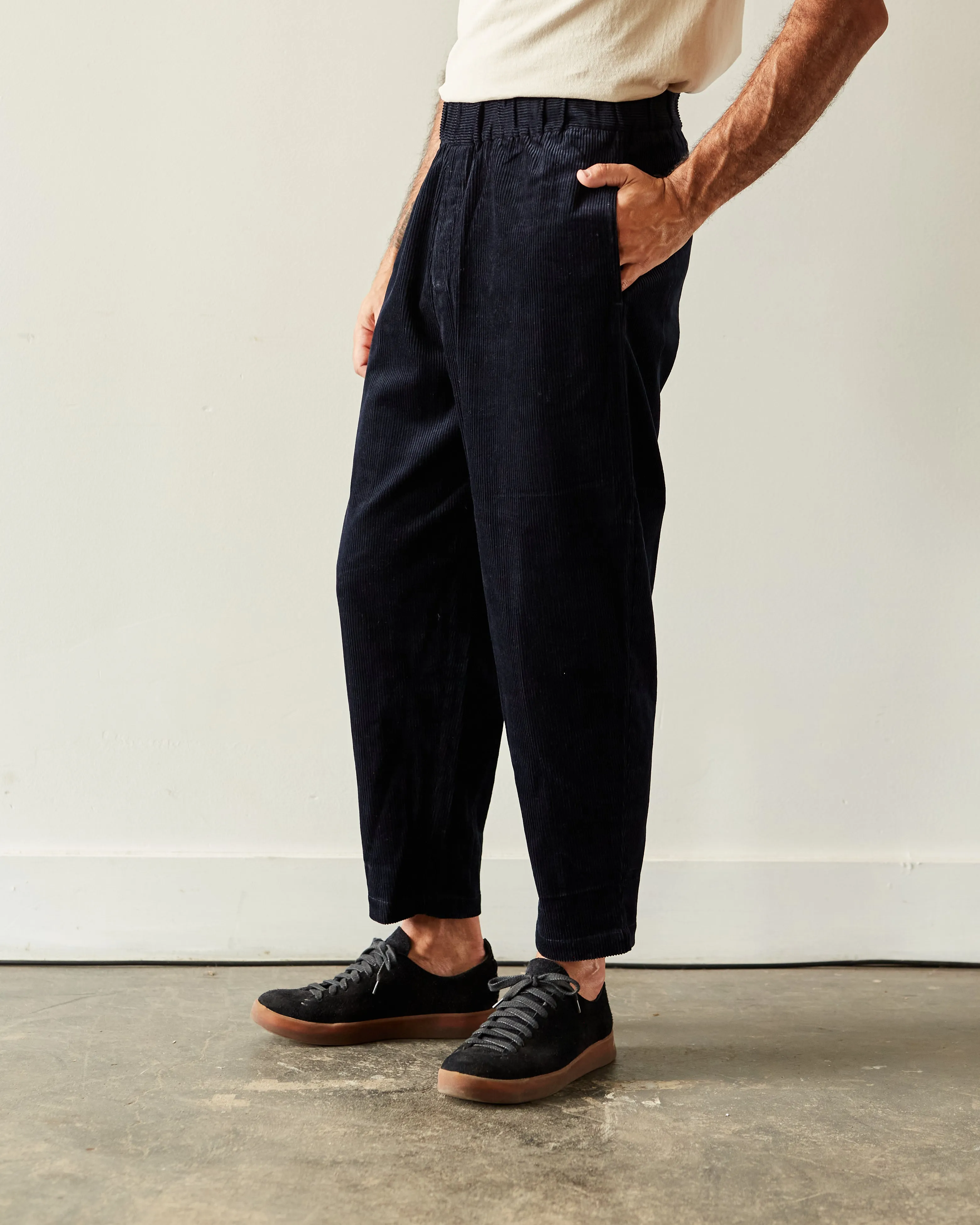 7115 Unisex Corduroy Elastic Pull-Up Trouser, Navy Black