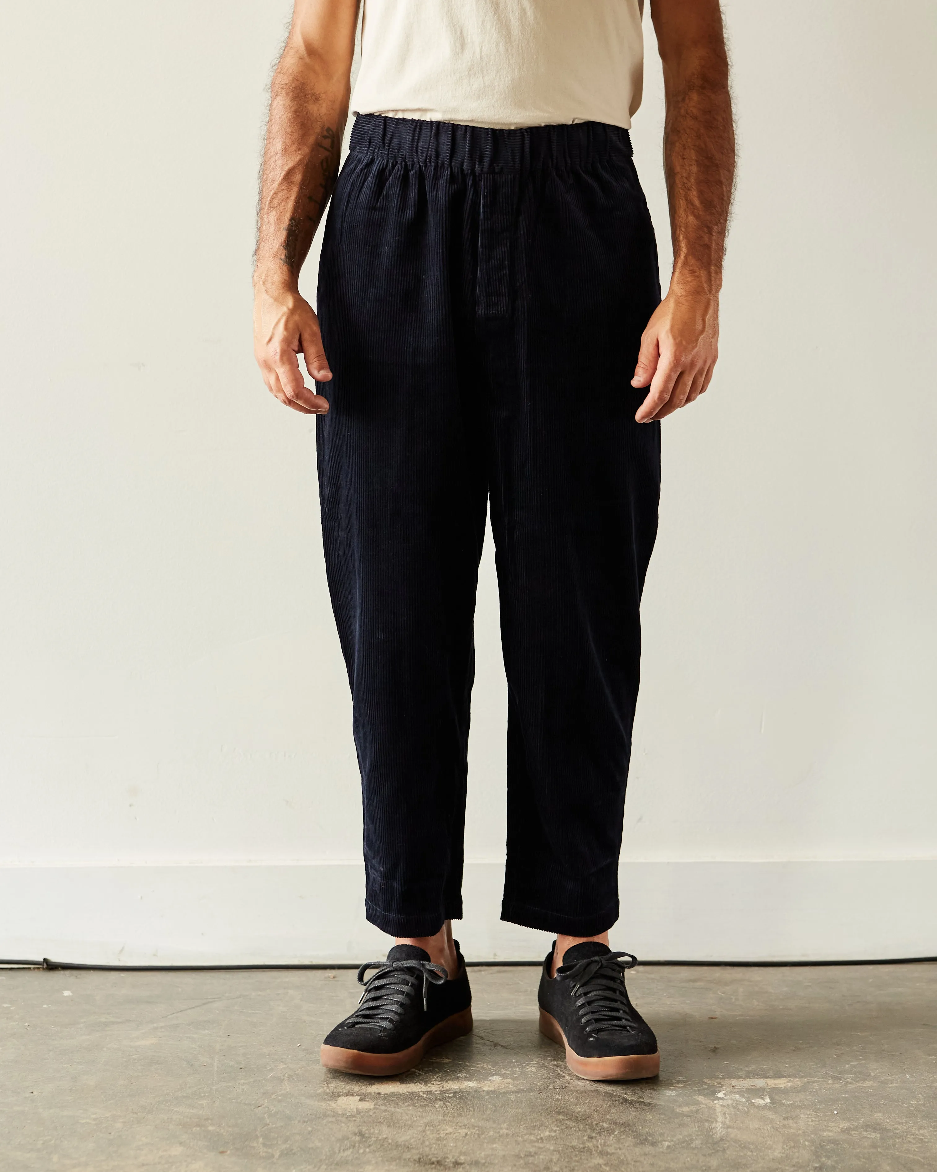 7115 Unisex Corduroy Elastic Pull-Up Trouser, Navy Black