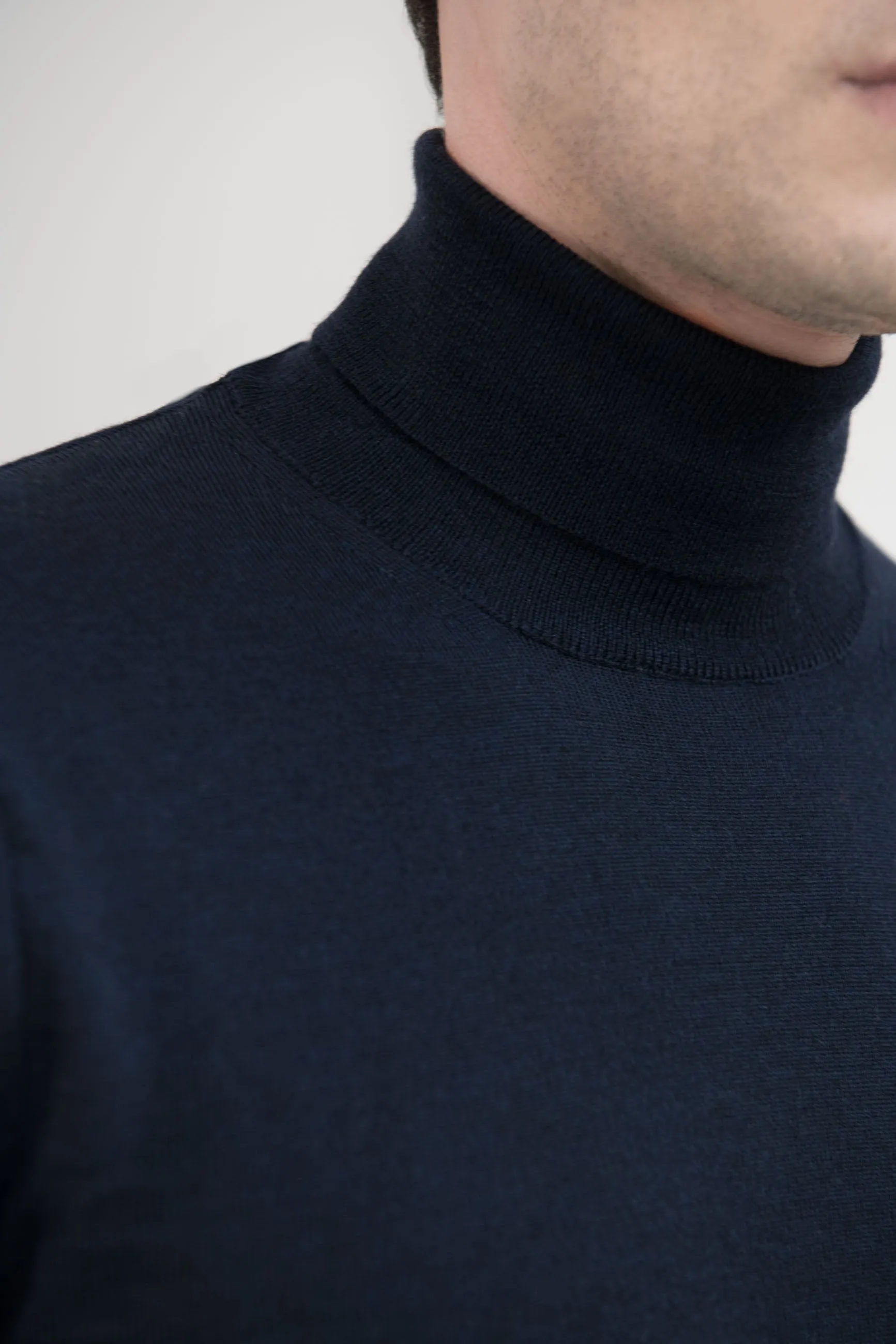 Blue Merino Turtleneck – Made in Italy