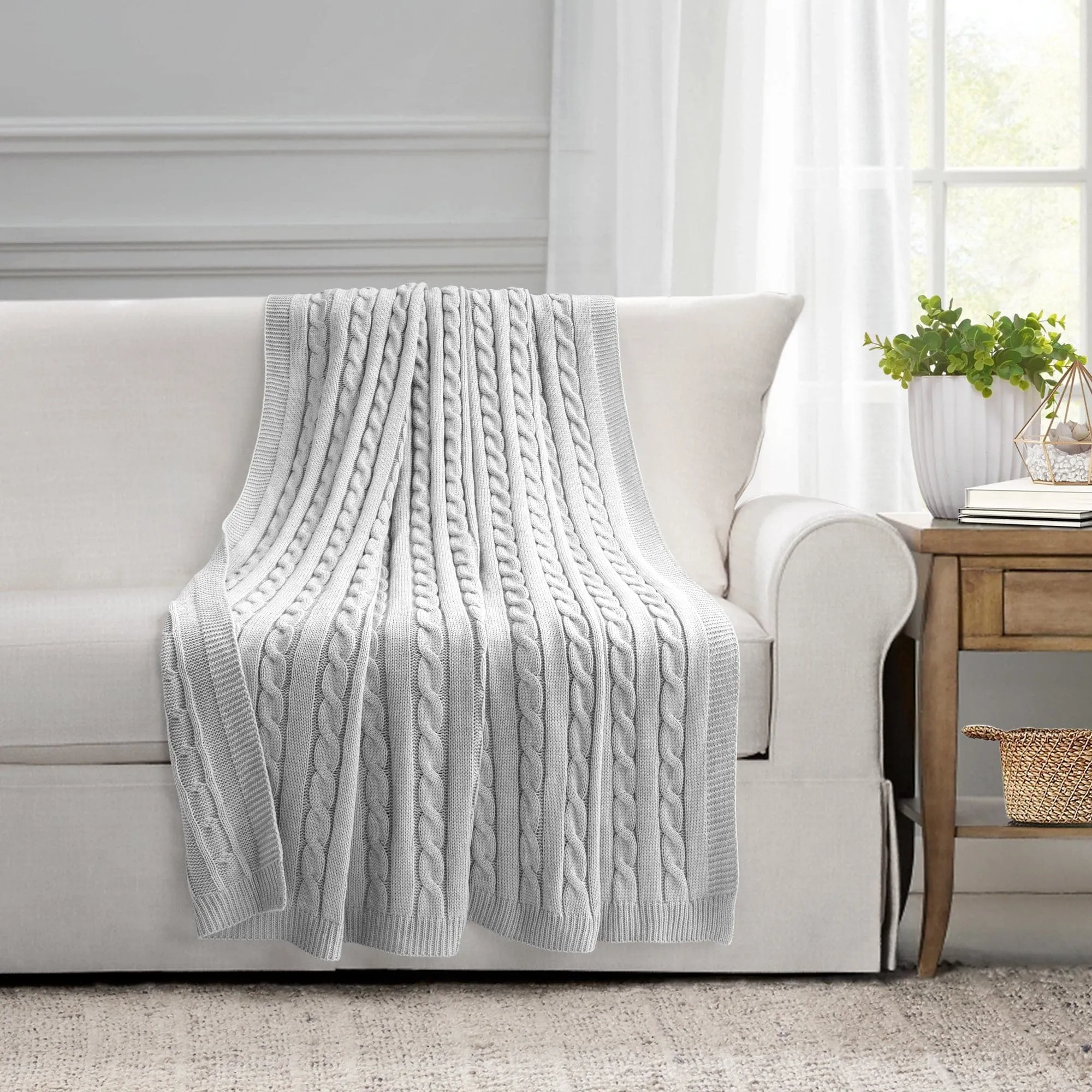 Cable Soft Knitted Throw