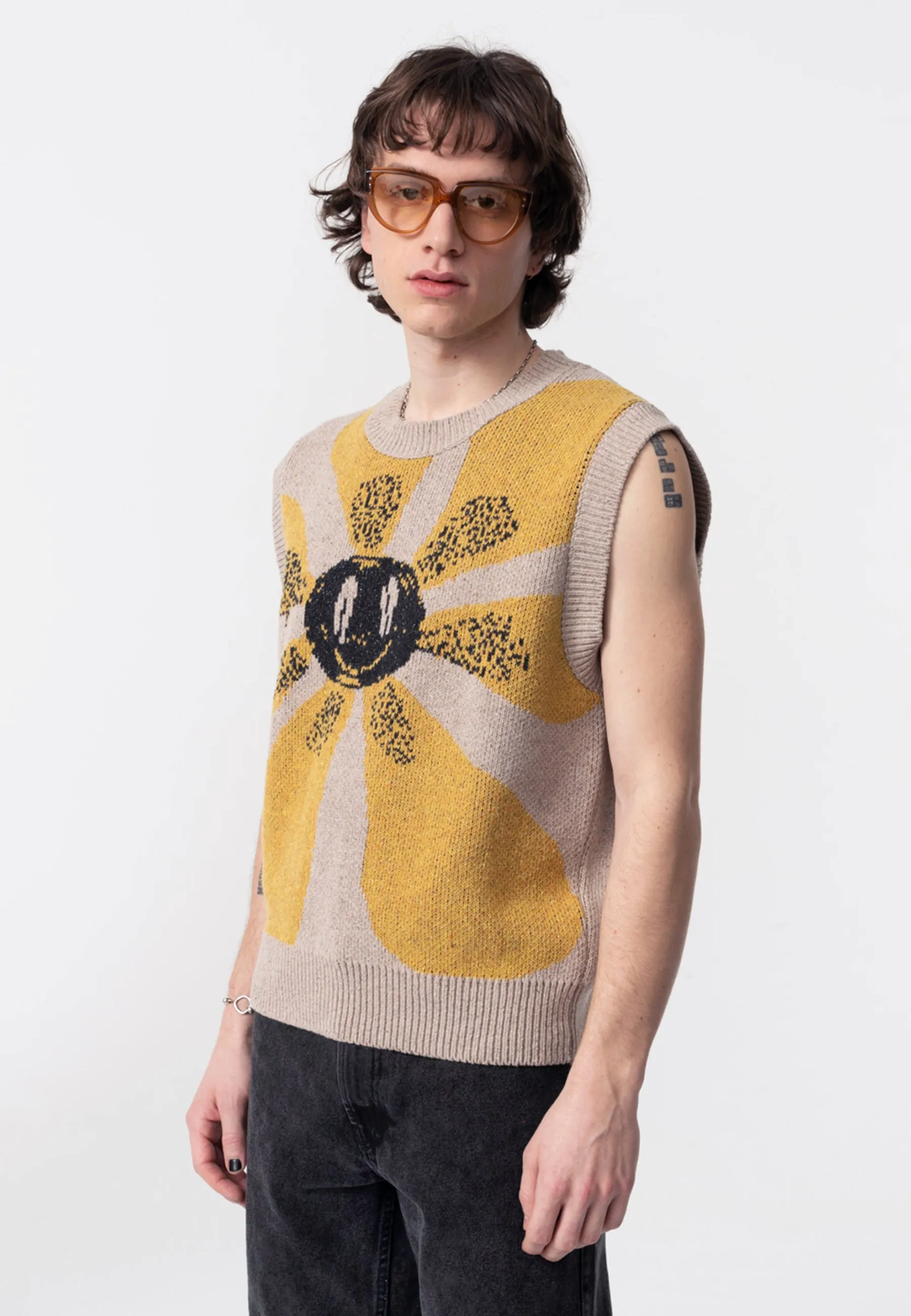 Flower Boner Knit Crew Neck - Beige