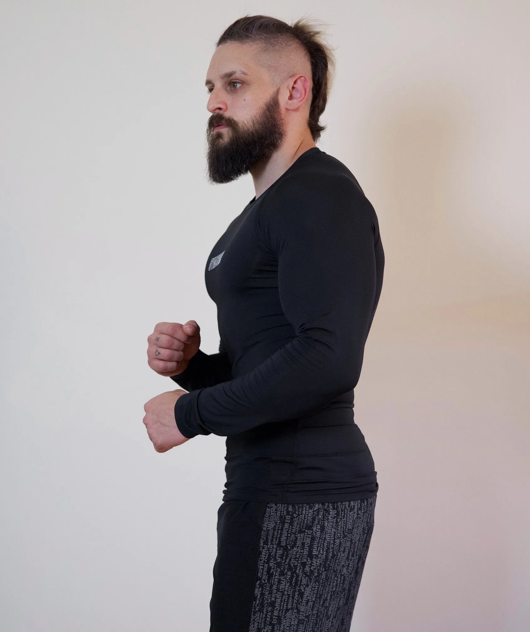 Gymshark Combat Long Sleeve Rashguard - Black