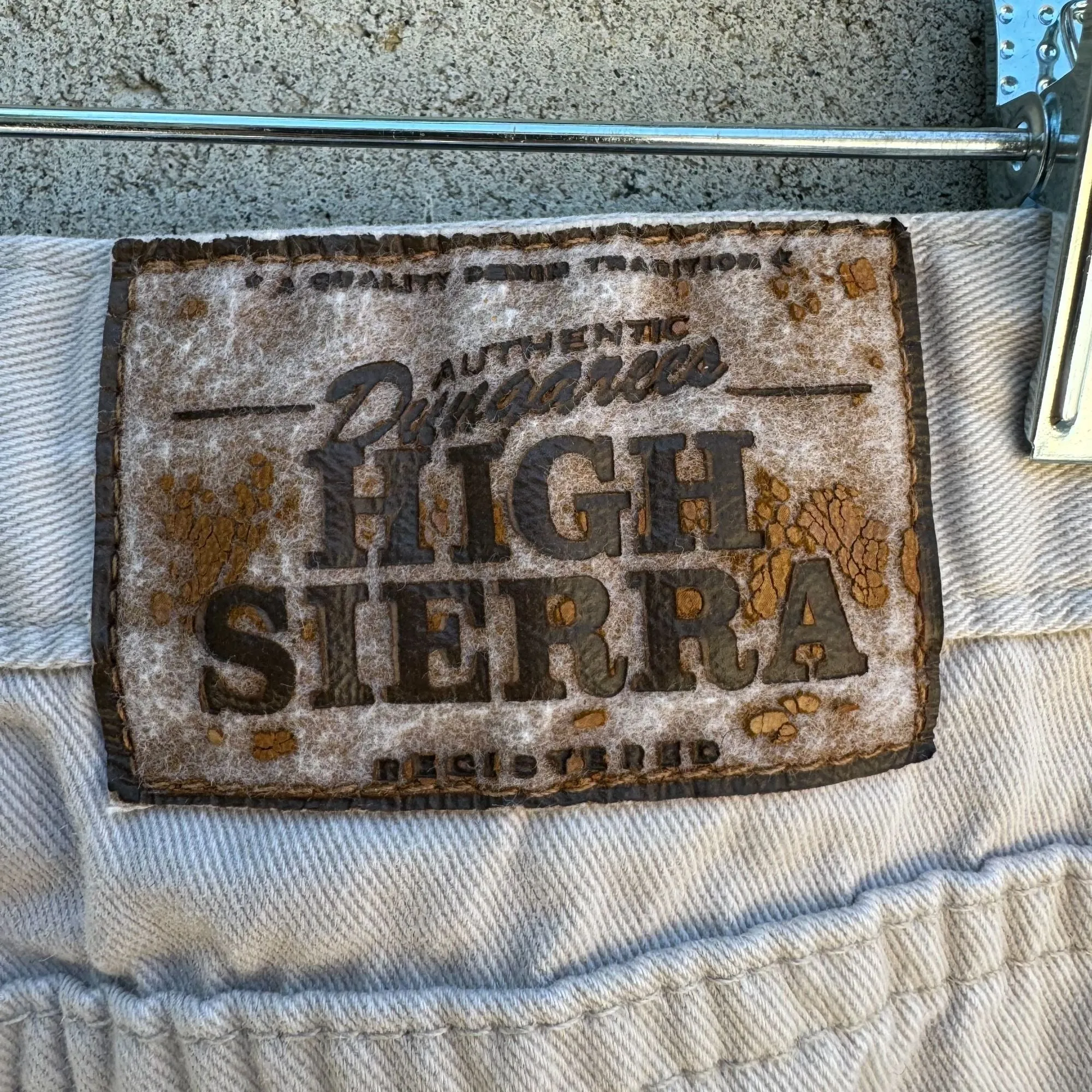 High Sierra Vintage Women's Relaxed Authentic Dungarees Beige Denim Jeans - 16