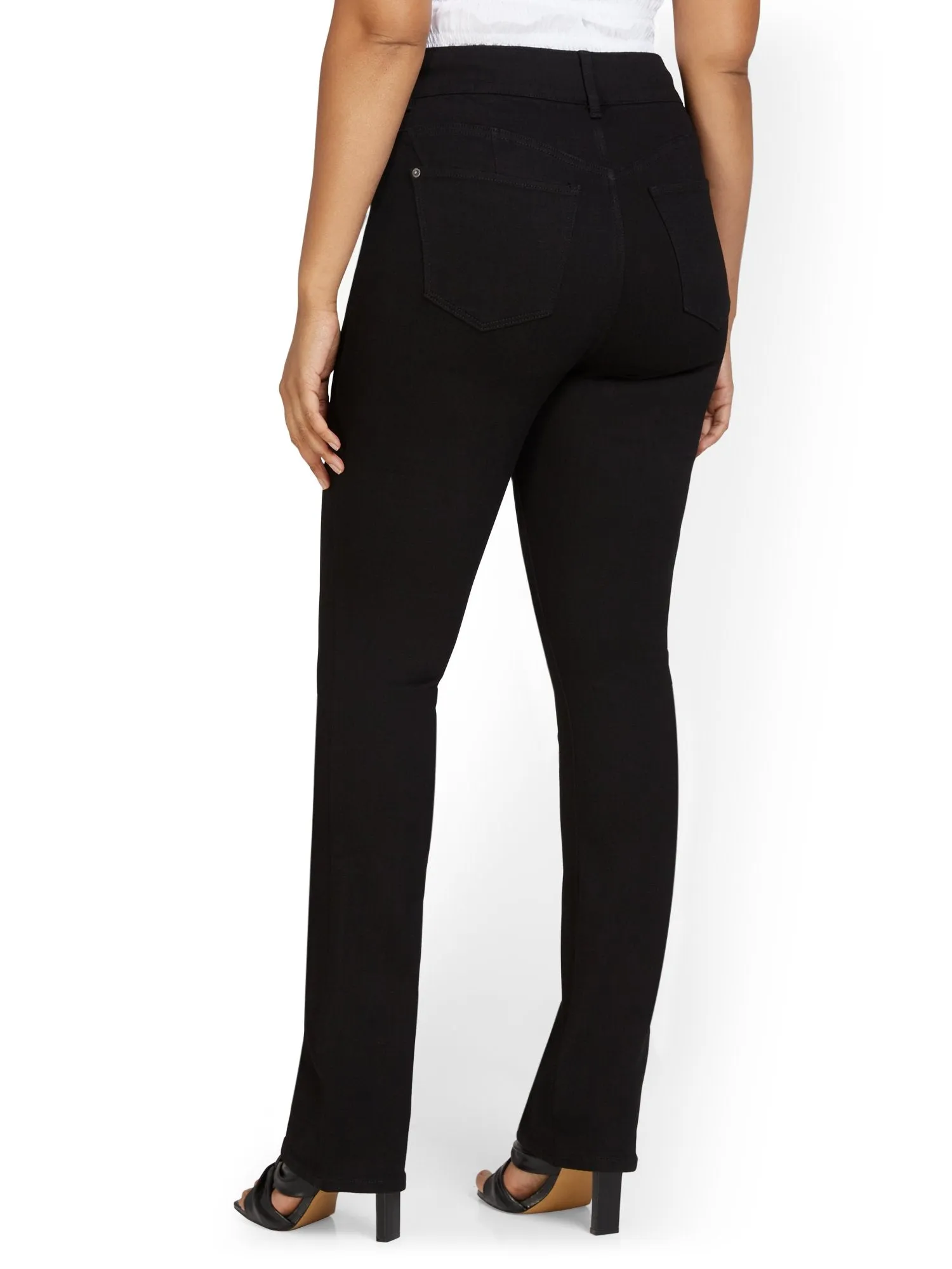 Mya Curvy High-Waisted Bootcut Jeans - Black