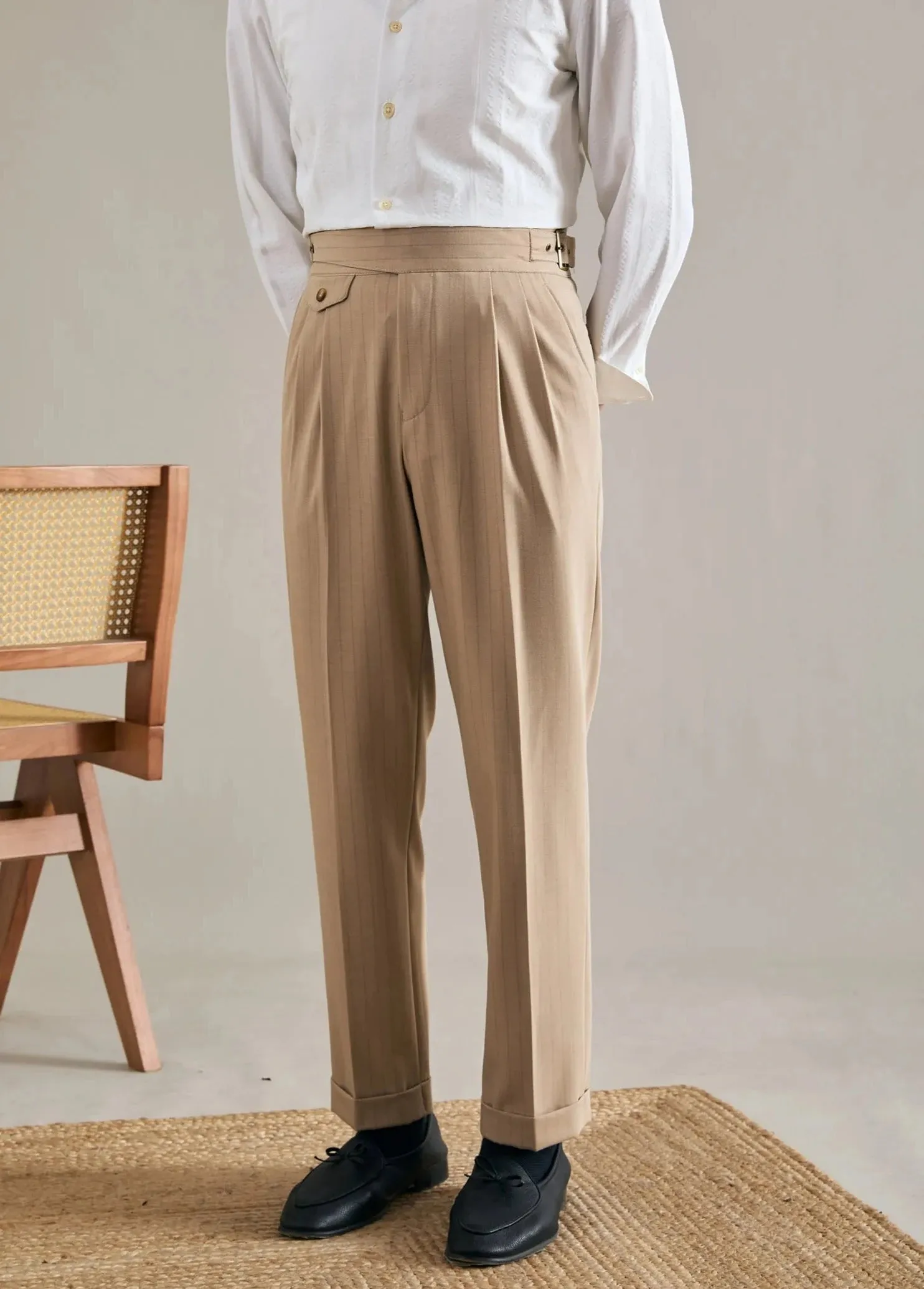 Office outfit high waist trousers