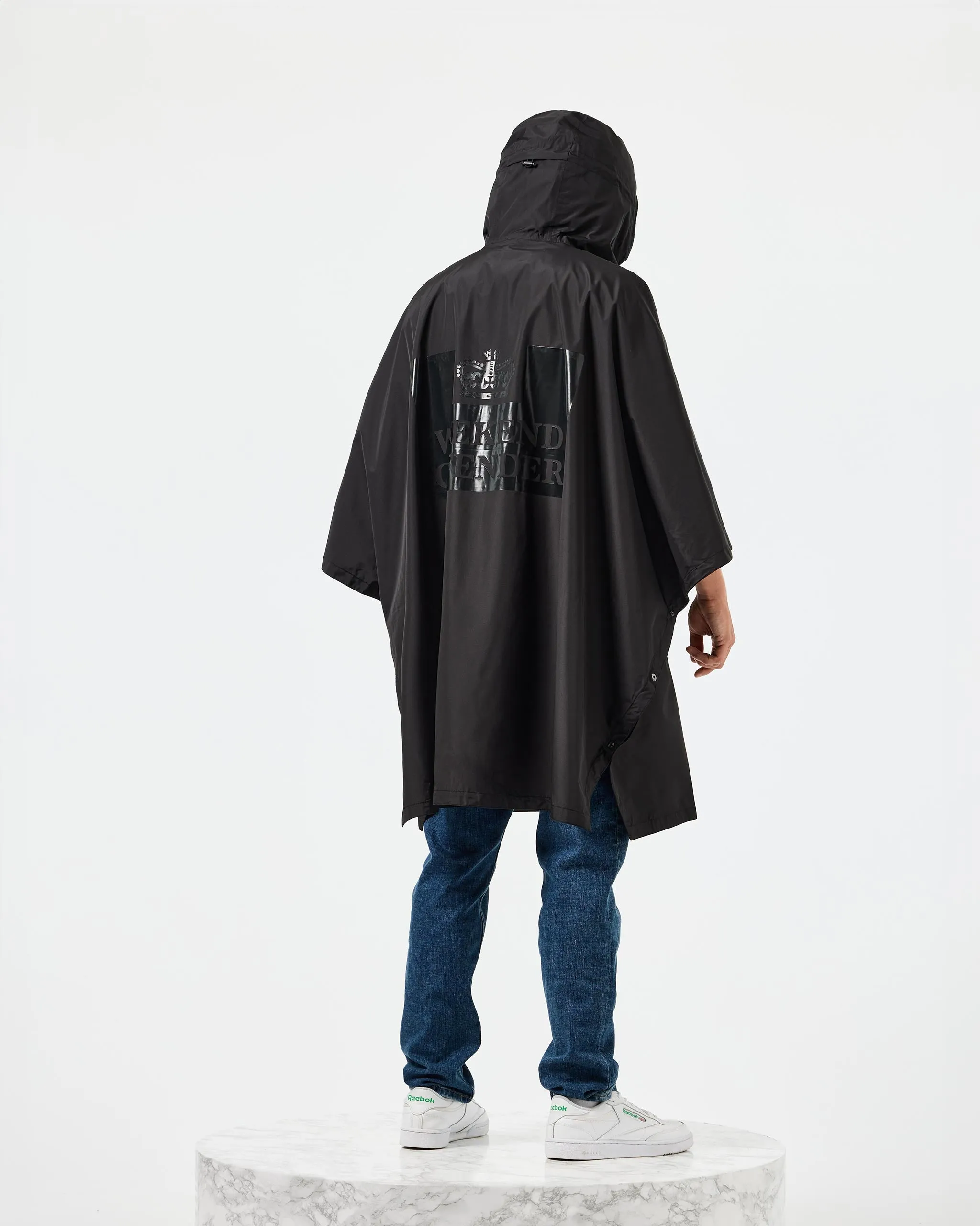 Poncho Black