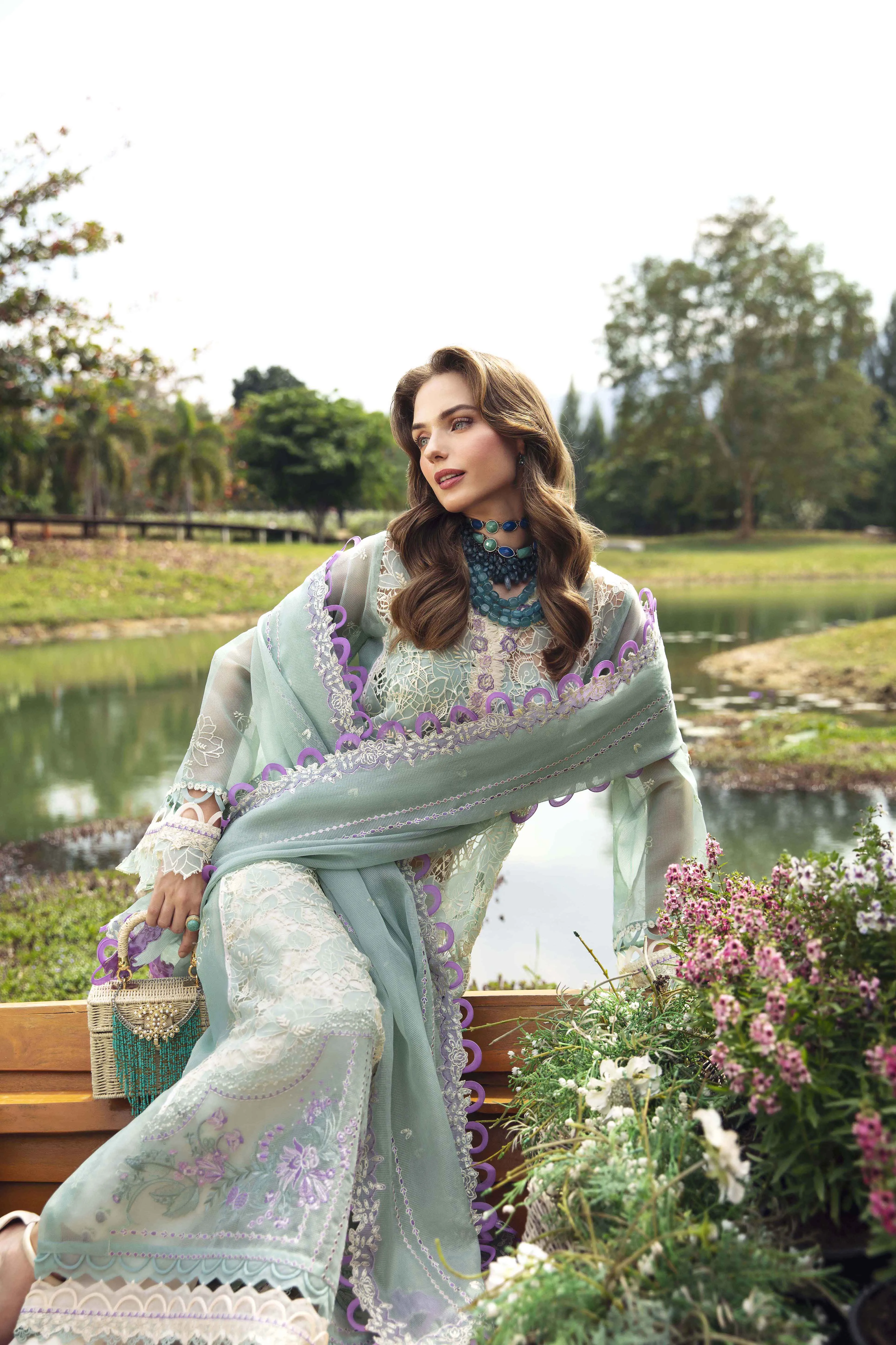 Sable Vogue Luxury Lawn Collection 2024 – AFROZ