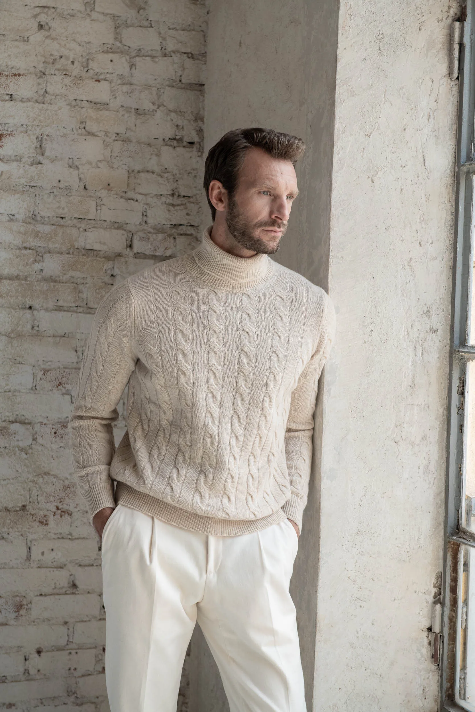 Sand turtleneck – Made in Italy