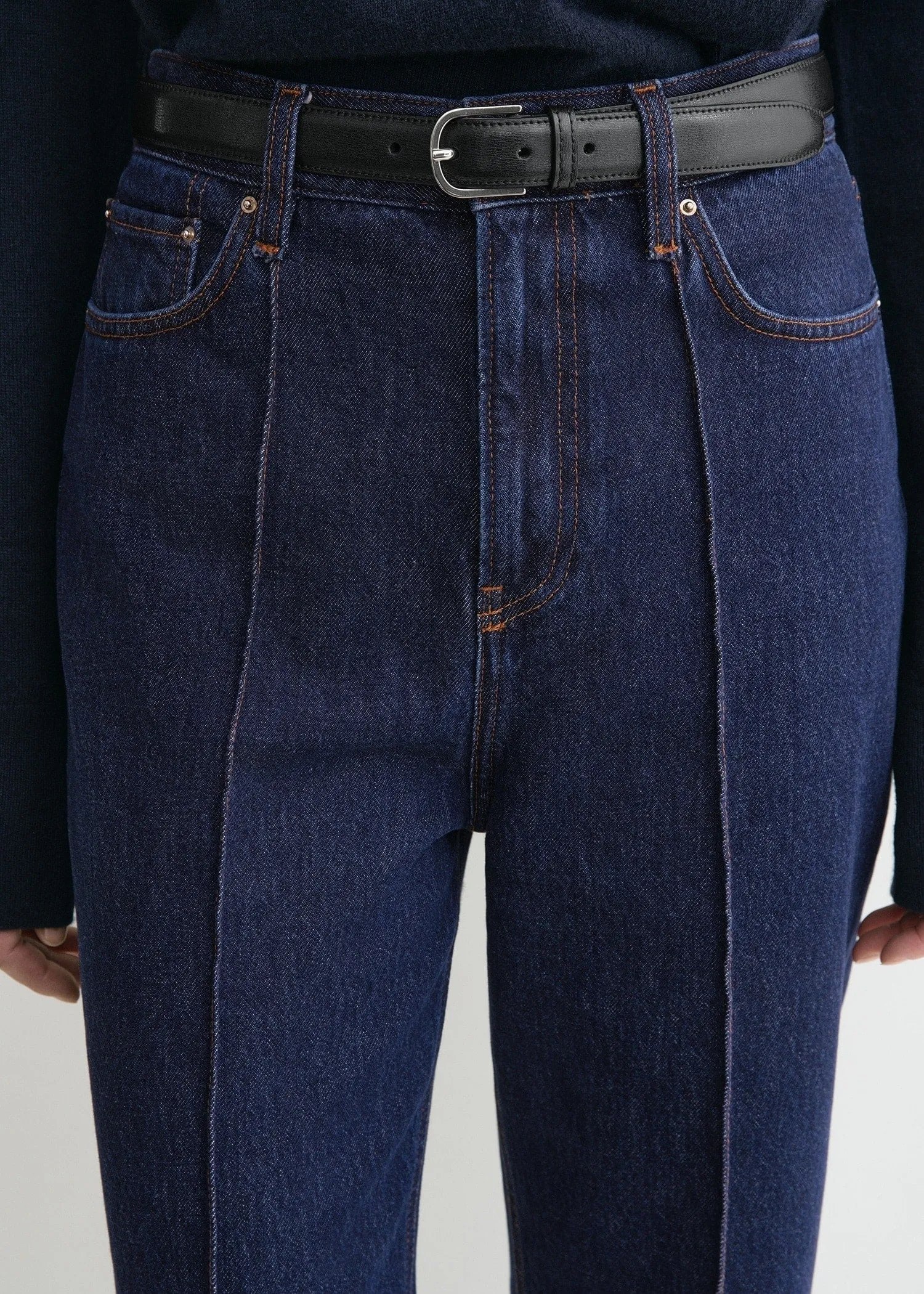 Tapered leg denim dark indigo