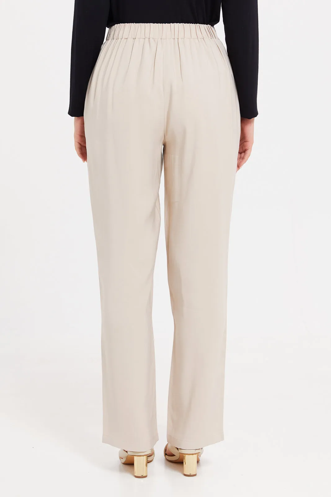 Women Beige Wide Leg Relaxed Fit Trousers